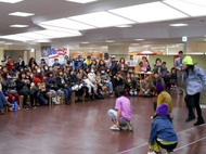 アメリカ文化講座特別企画「ヒップホップ・ダンス生出演」を開催しました。